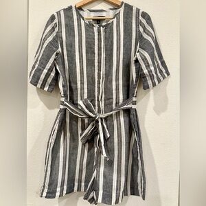 Banana Republic Sleeve Striped button up- gray and White romper